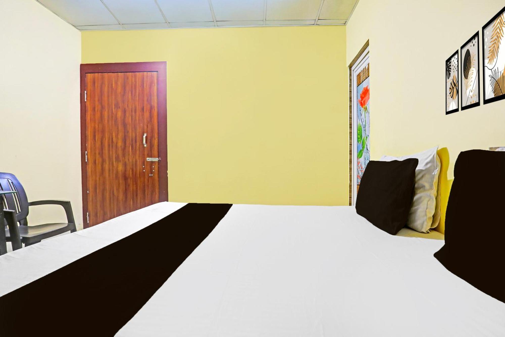 Hotel O Payal Palace Kendrapara Kültér fotó